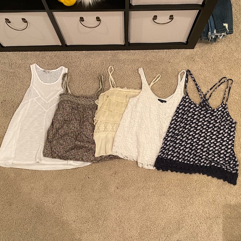 BULK american eagle tanks !! all barely worn !!